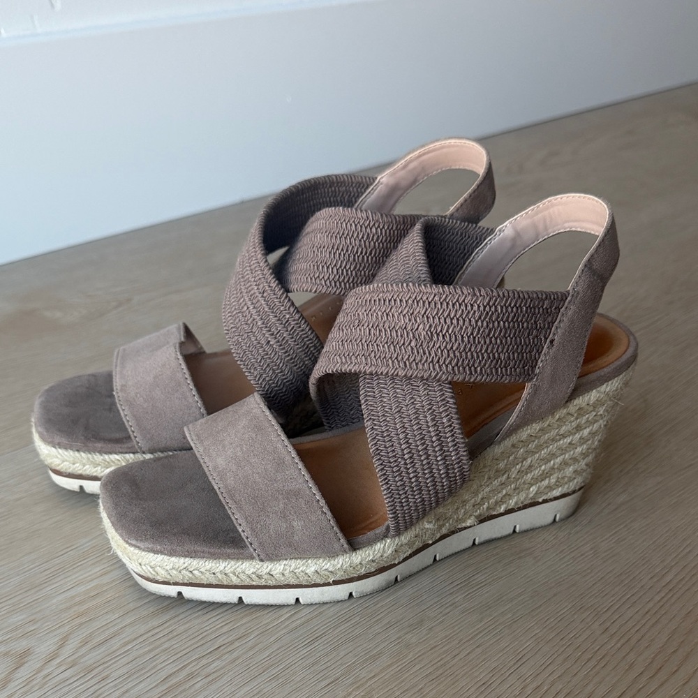 Women’s Kellie & Katie Taupe Espadrille Wedge Sandals - Picture 5 of 10
